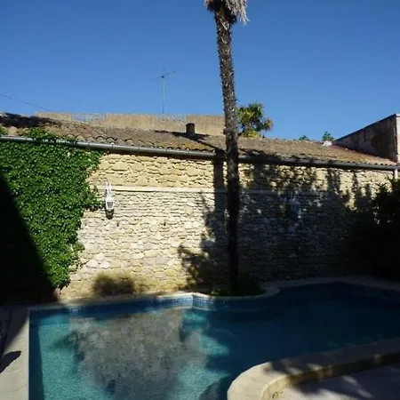 Les D'hôtes De Luneil Roquemaure (Gard)